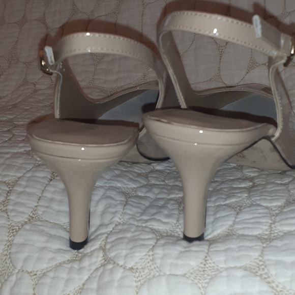 Van Eli slingback stiletto pumps - Picture 7 of 8